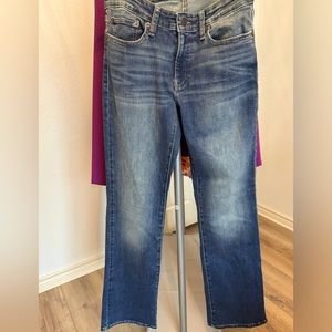 Lucky Brand denim/ size 6/28 R NWT.
